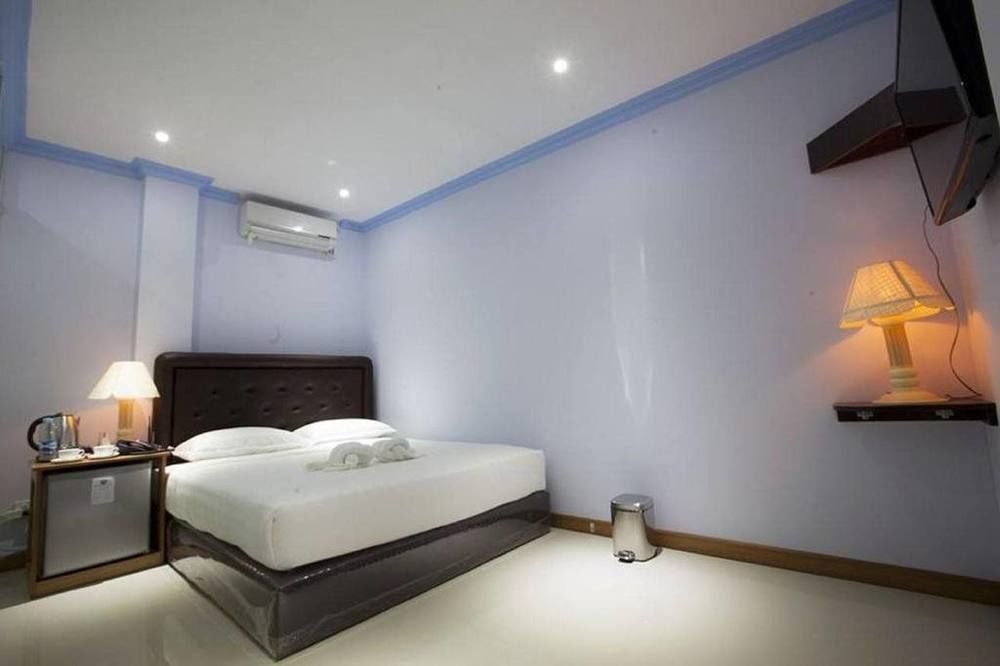 Woodland Hotel Γιανγκόν Εξωτερικό φωτογραφία