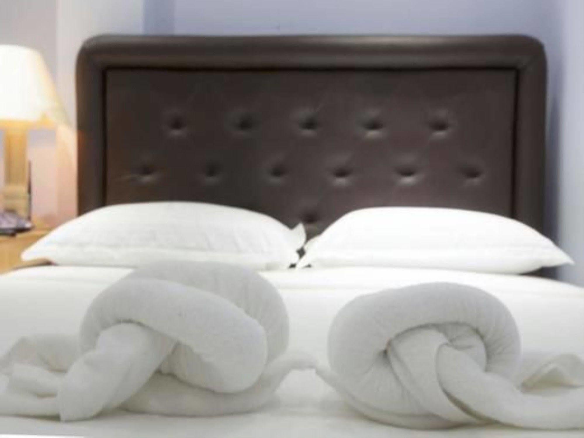 Woodland Hotel Γιανγκόν Εξωτερικό φωτογραφία