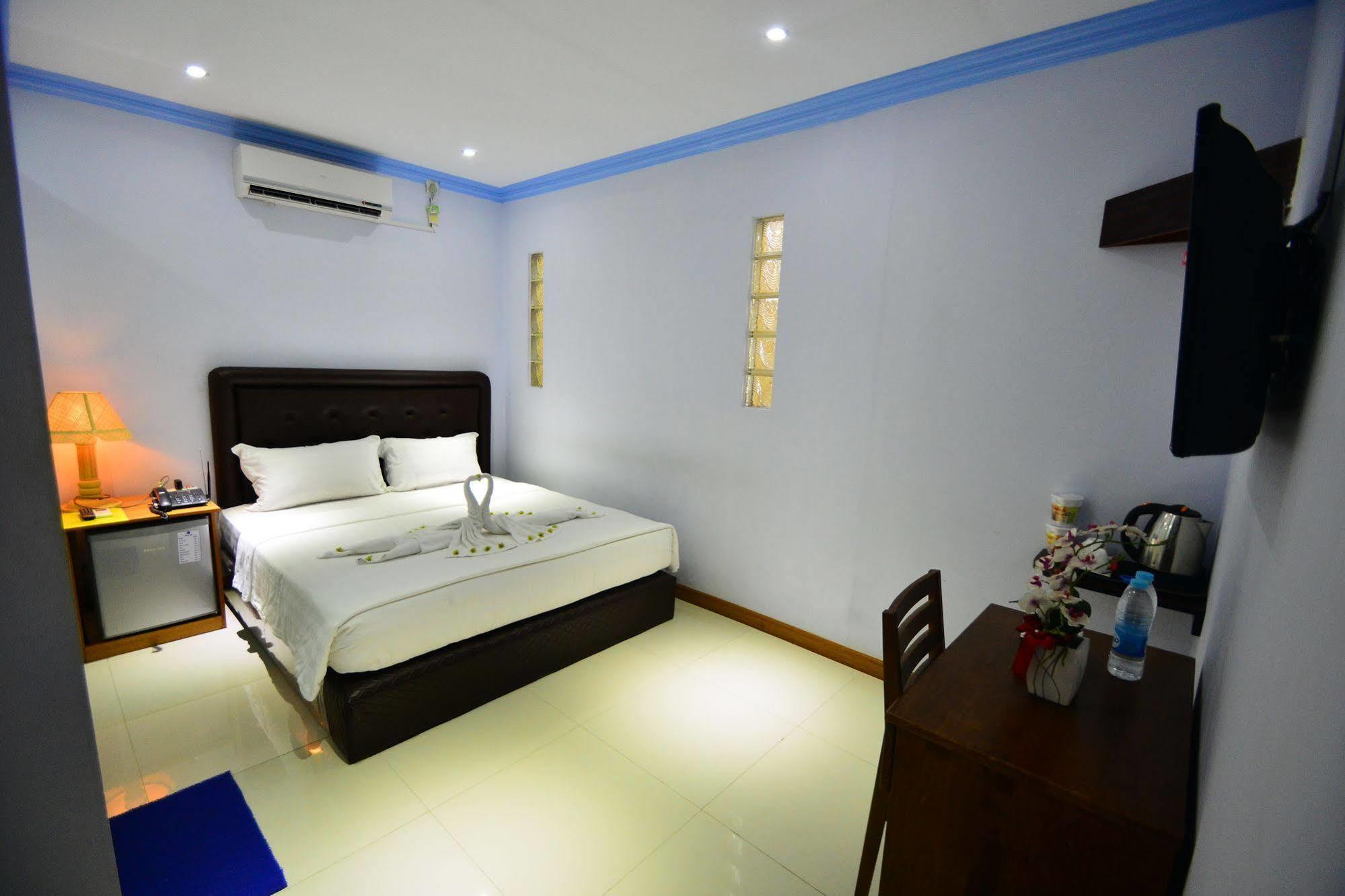 Woodland Hotel Γιανγκόν Εξωτερικό φωτογραφία
